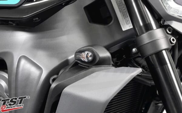 MT-09/MT-07用シンプルでスタイリッシュなLEDフロントウインカー｜AxxL