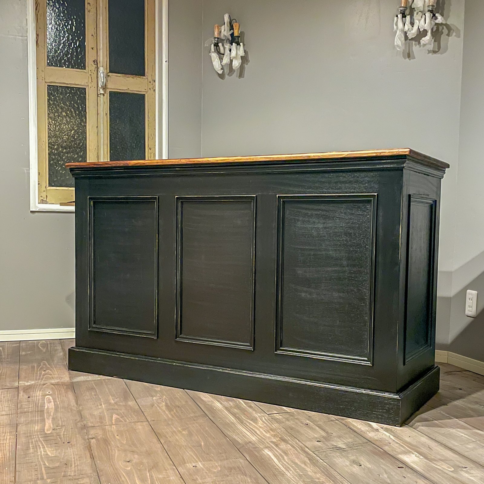 お花屋さん向けカウンターテーブル（作業台兼レジカウンター）W1500