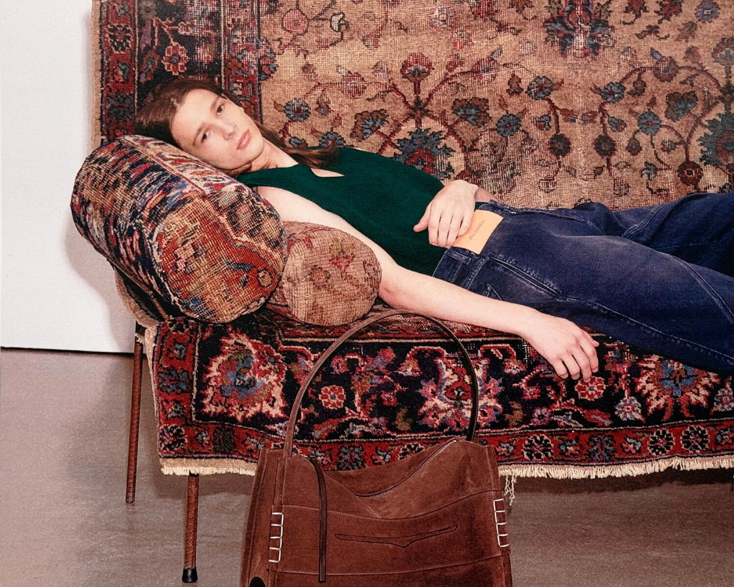 JW アンダーソン「ローファーバッグ」靴のパーツや手縫いステッチを配