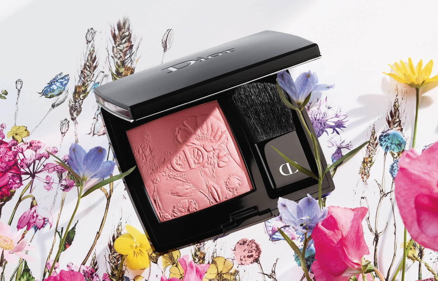 ディオール“幾千もの花々”のパウダー チーク「ディオールスキン