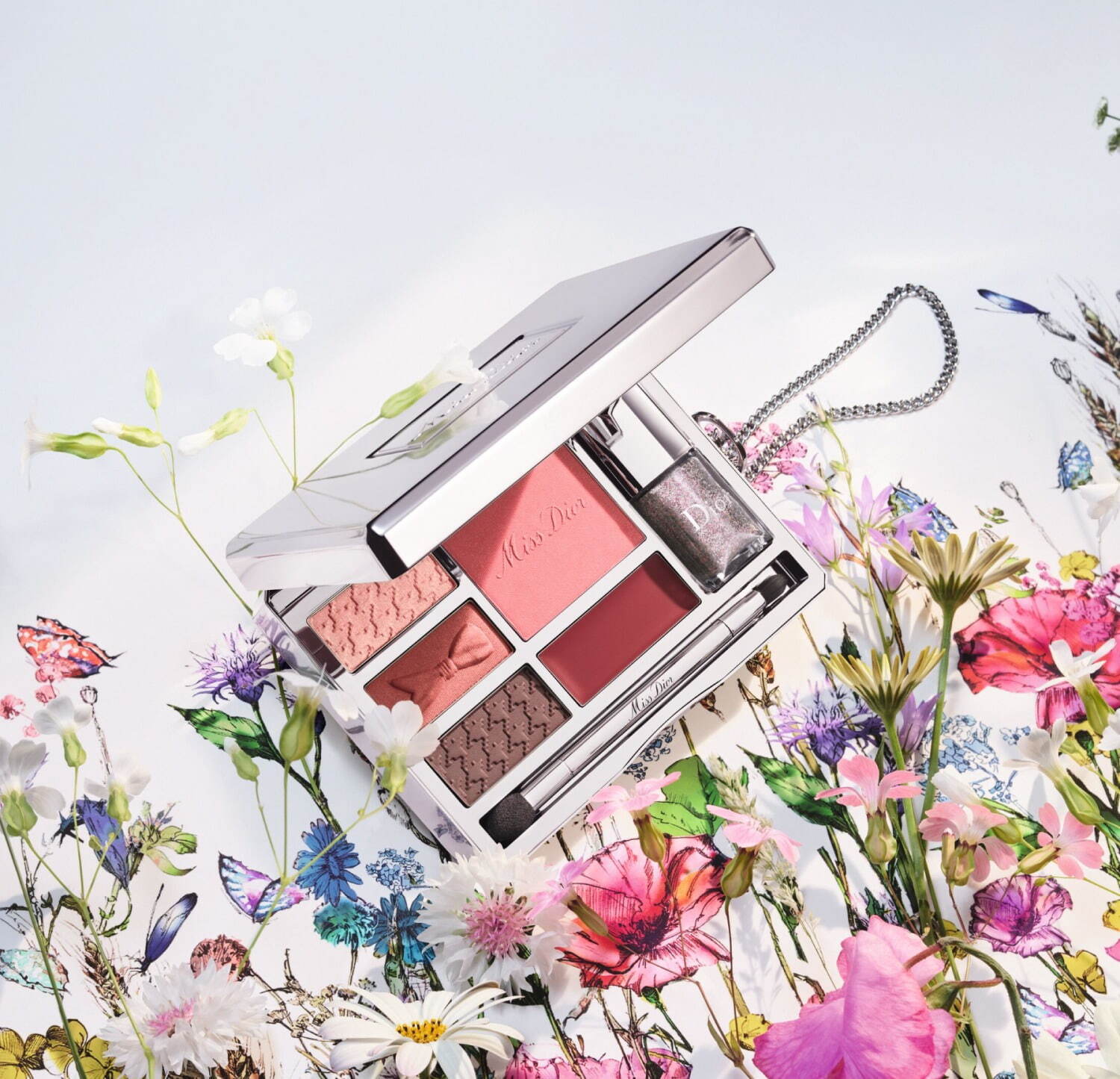 ディオールの名香「ミス ディオール」着想メイクパレット、千鳥格子柄