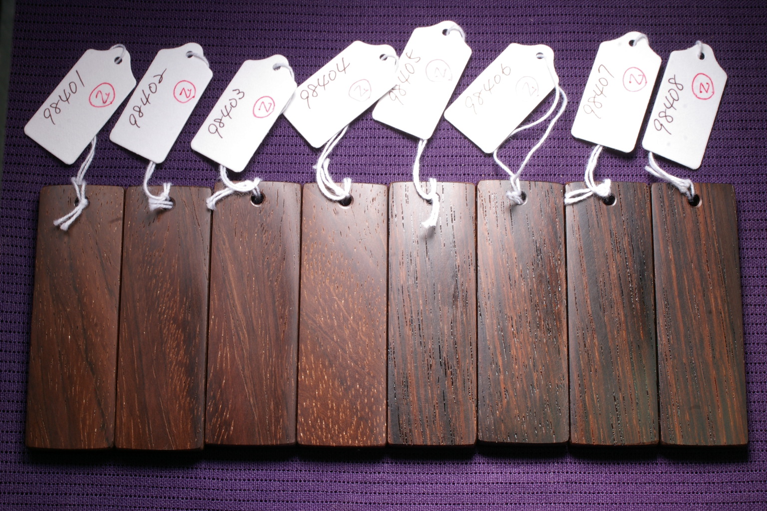 ハカランダ Jacaranda の ネームタグ オリジナルストラップ