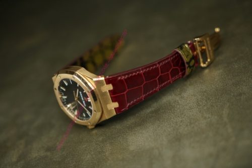 クロコダイル・ガルーシャの財布やバッグ・時計ベルトのオーダーメイド