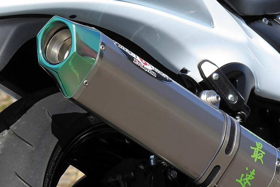 BEETから、2016年モデル・Ninja ZX-14R対応マフラーが登場 | パーツ