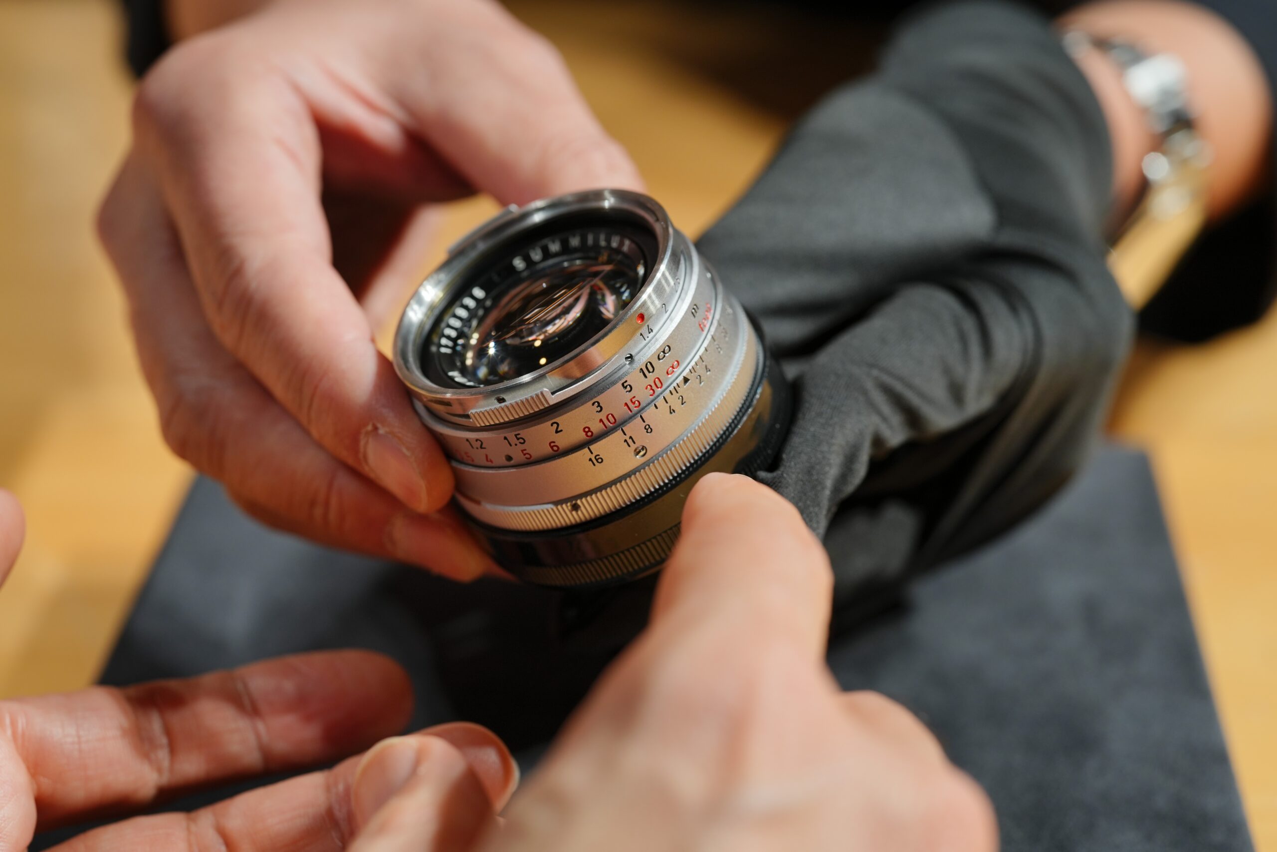 新宿 北村写真機店のカウンターで、お薦めライカを味わい尽くす｜Vol