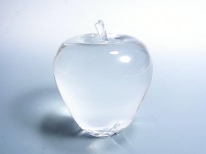 スチューベンのクリスタルアップル | 東京世田谷の買取専門店くらしのくら