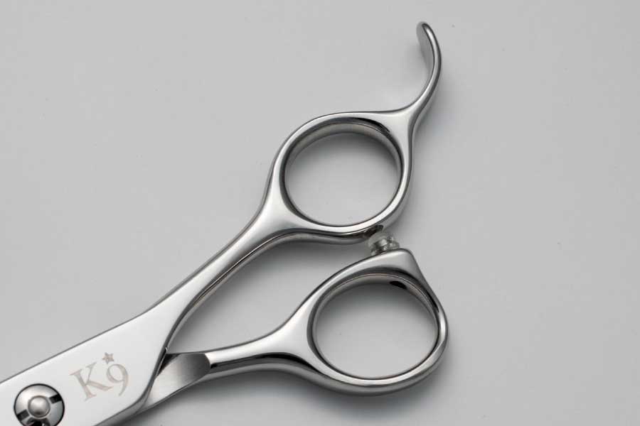 新しくなった 飛燕 K9 の 7インチ ブレンディング シザー｜美容ハサミ