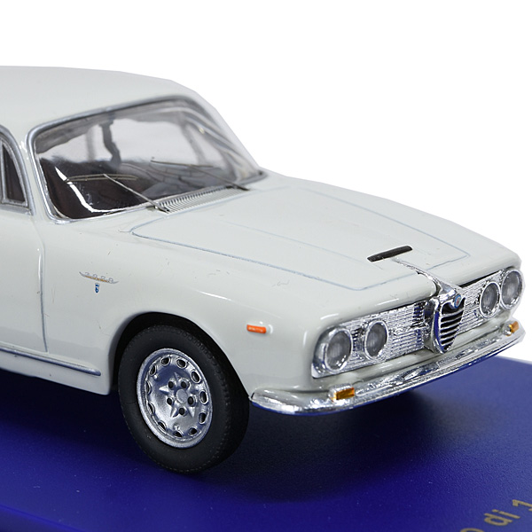 1/43 Alfa Romeo 2600 Sprint 1962 Miniature Model : Italian Auto