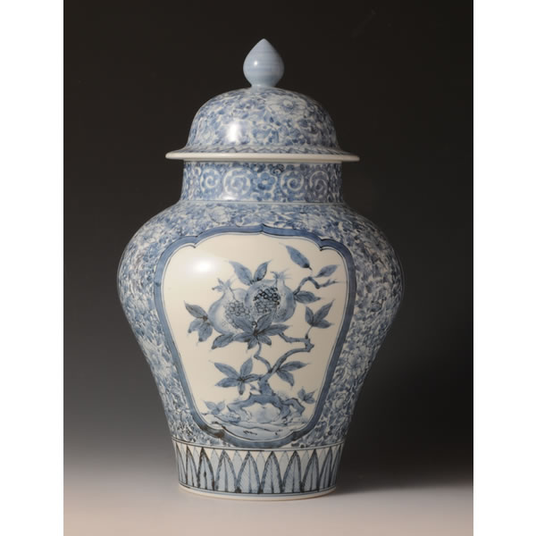 Japan Pottery Net / 染付窓絵草花文蓋付壷