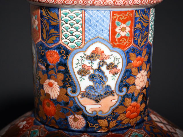 献上手古伊万里焼】特大花瓶 染錦本金松竹梅柘榴