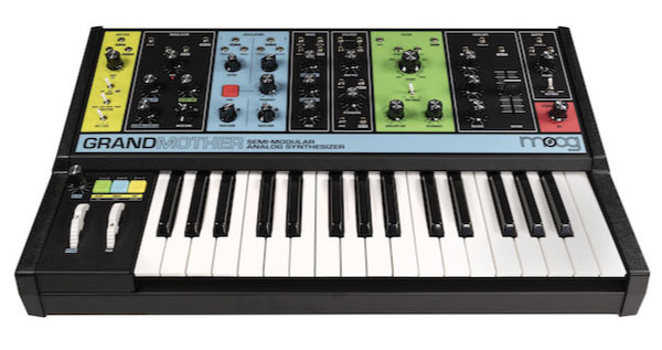 MOOGのシンセサイザー、Grandmotherのご紹介です。
