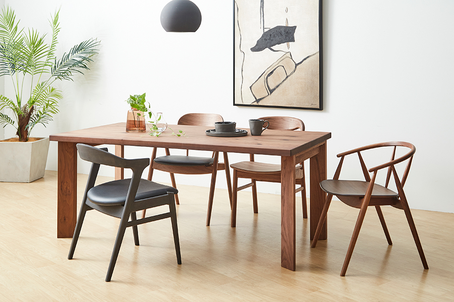 go（ゴウ）アームチェア OAK インクブラック（PVC） - ダイニング