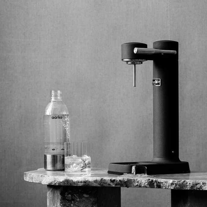 aarke（アールケ）Carbonator 3 炭酸水メーカー マット | LIVING MOTIF