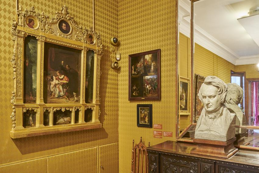 Visit the apartment today | Maisons Victor Hugo