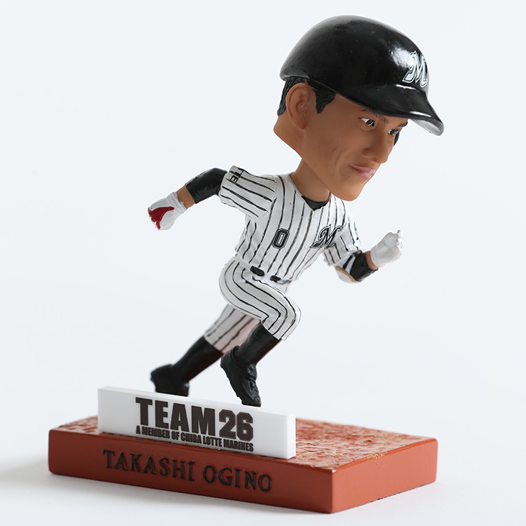 8/18(火)19(水)ファンクラブデー来場特典「荻野貴司選手ボブルヘッド