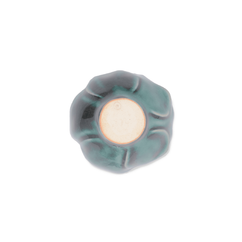 レコメンド :: 植物モチーフの器 :: 山茶花 2.5寸小付 - マルミツ