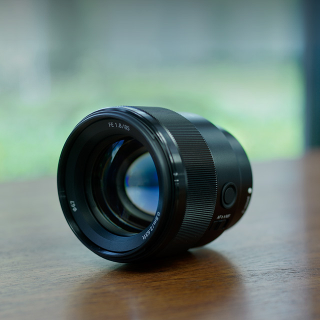 3分でわかるαレンズのヒミツ FE 85mm F1.8 編 | ソニー