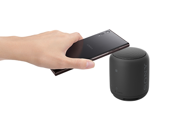 SRS-XB10 特長 : Bluetoothで楽しむ | アクティブスピーカー／ネック