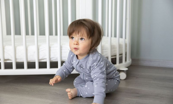 ストッケ スリーピーベッド V3 / ホワイトstokke（ストッケ） | 公式