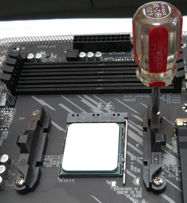 AMD Ryzen 5 5600Xで組む自作PC | 自作pc組み立て