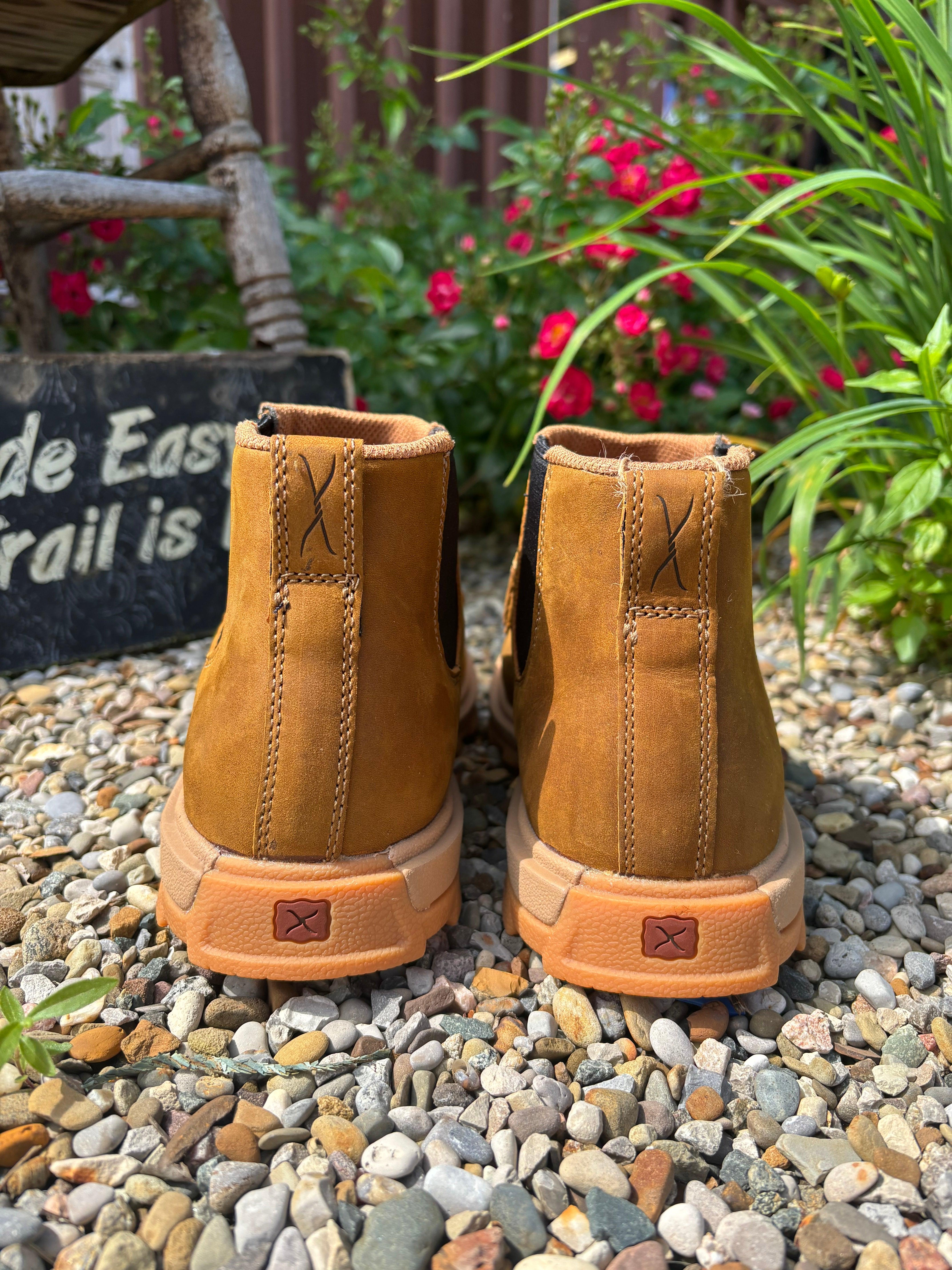 Twisted X Women's Distressed Saddle Leather 4” Chelsea UltraLite X