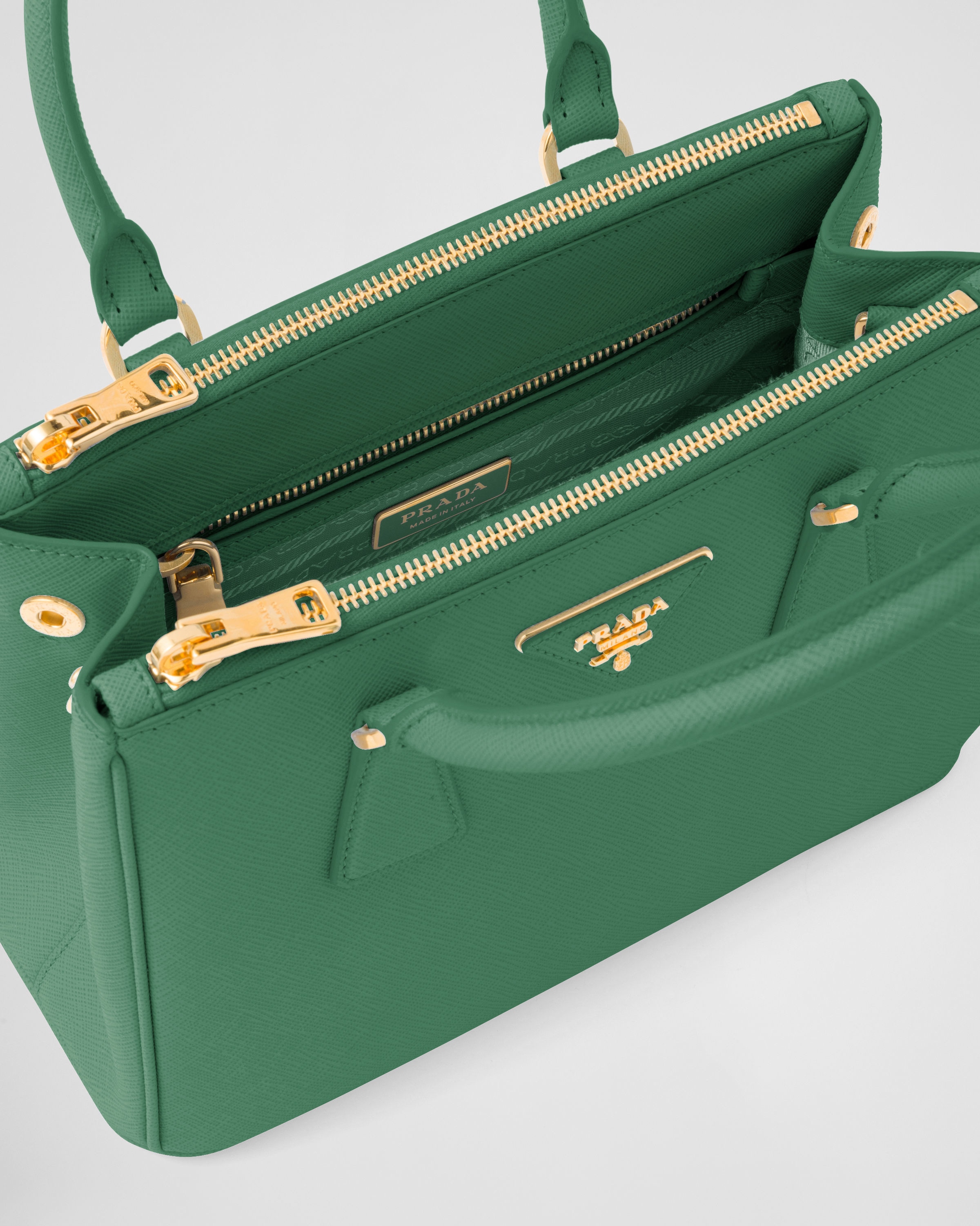 マンゴー プラダ ガレリア サフィアーノレザー スモールバッグ | PRADA