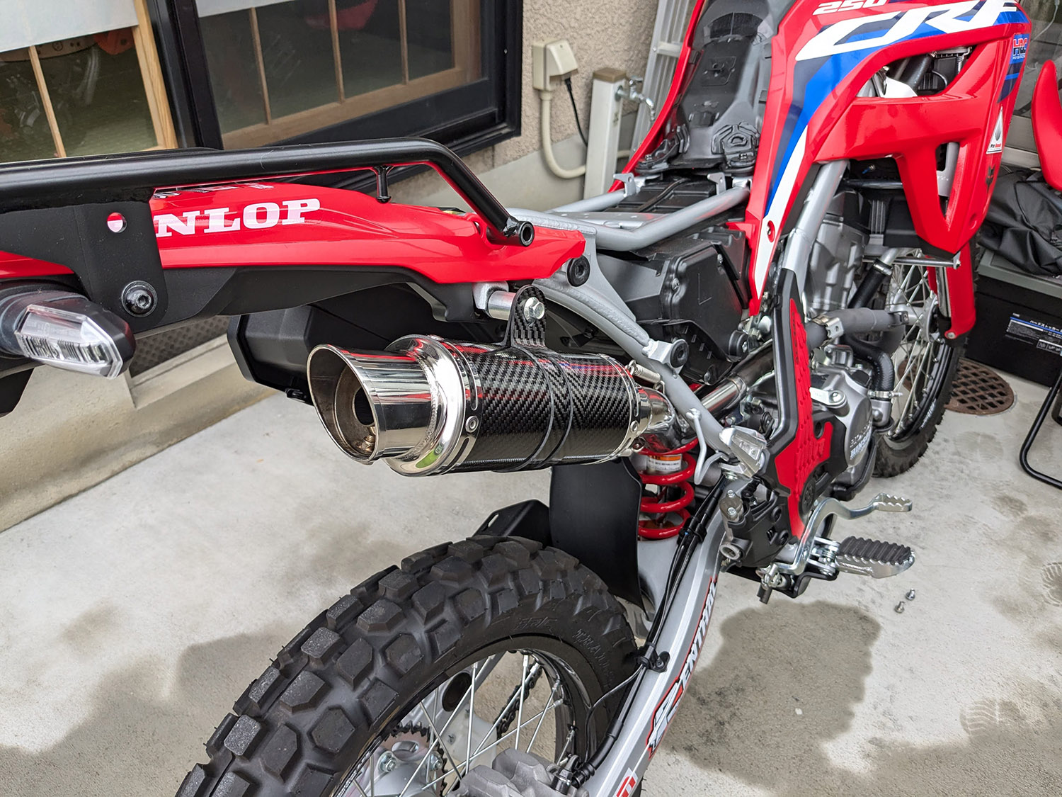 CRF250L MD47 LCIショートカーボン スリップオンマフラー 取付 - PUSH