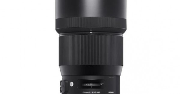 Sigma 135mm f/1.8 DG HSM Art Lens for Nikon F-Mount Cameras
