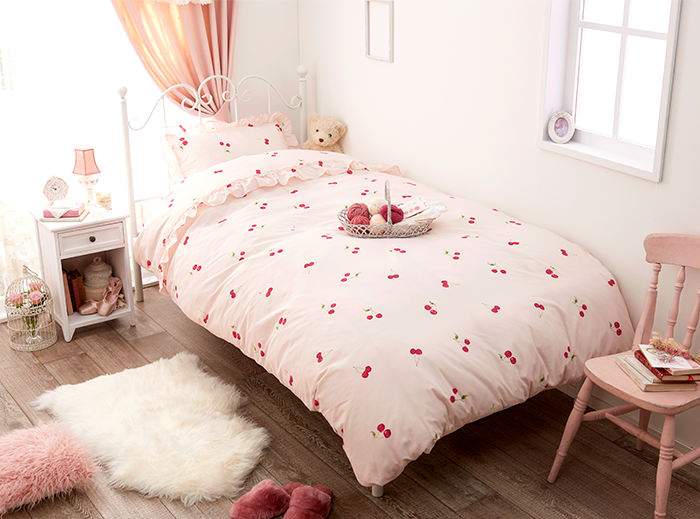 かわいいベッドカバーならロマプリにおまかせ♪人気のベッドカバーをご