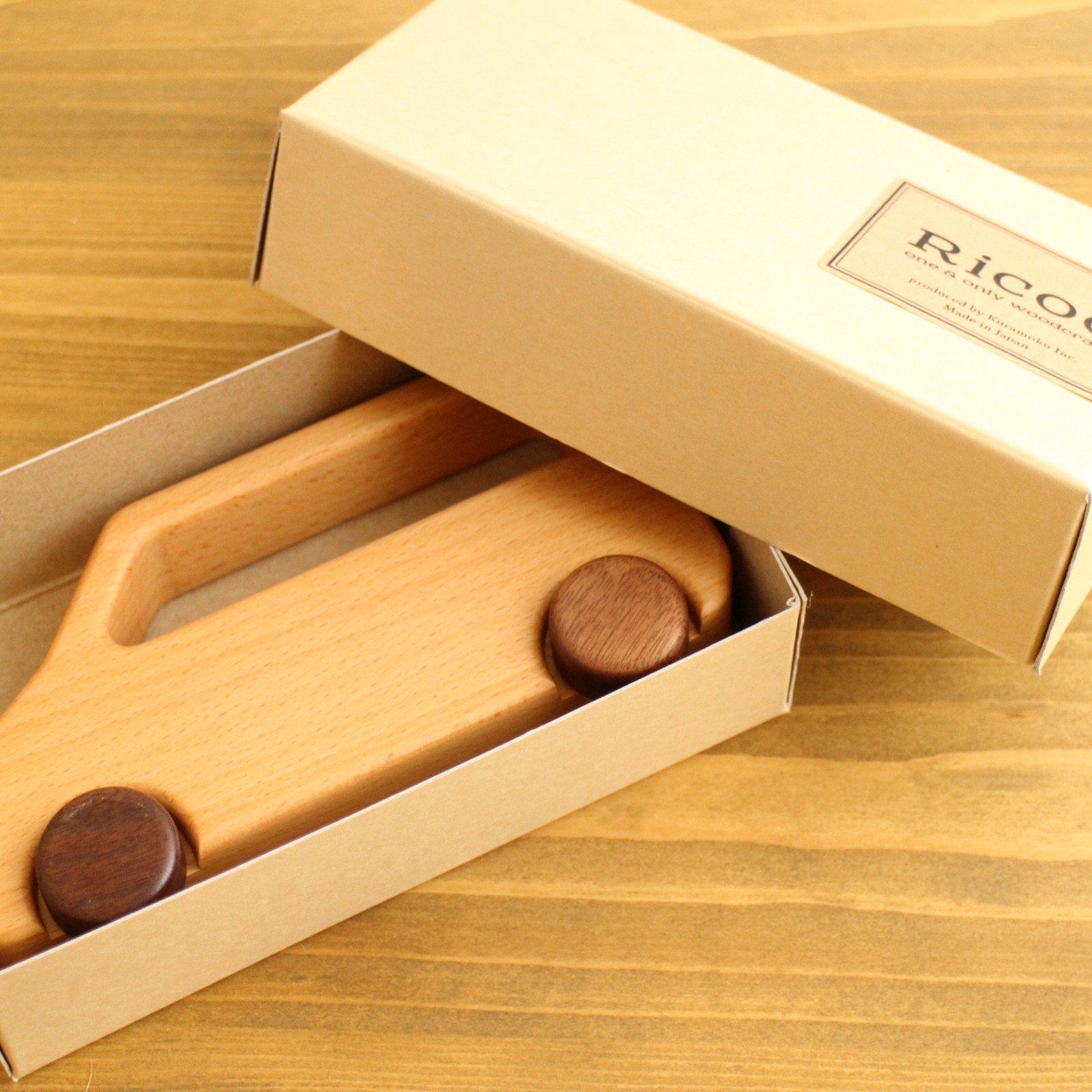 楽天市場】【木のくるま -ミニバン‐】木のおもちゃ おもちゃ くるま 車