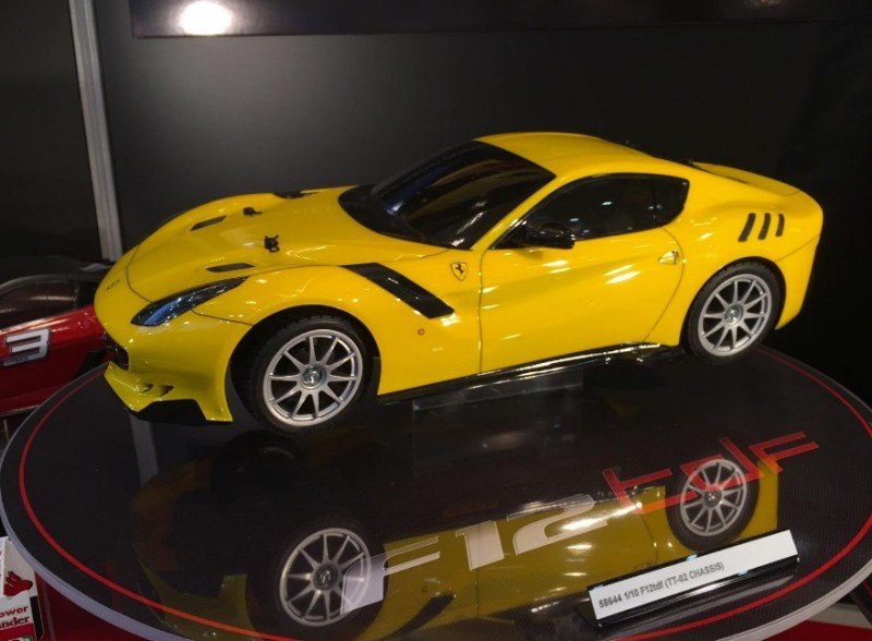 Tamiya 58644 - 1/10 Ferrari F12 TdF TT-02 RC Car Kit
