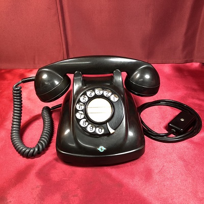電話機】日本電信電話公社 黒電話 4号A自動式電話機 の買取価格を紹介
