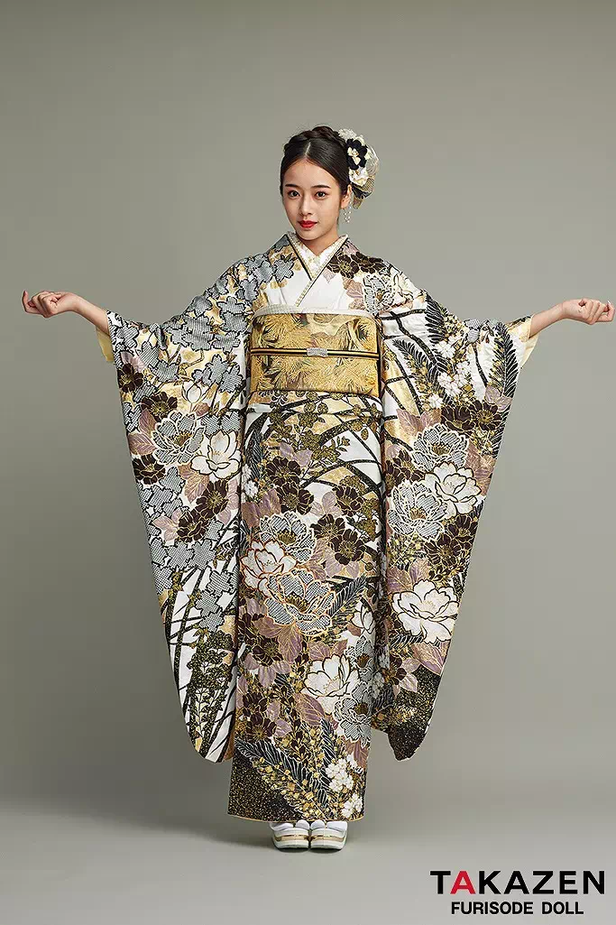 最高級古典柄振袖 滝泰/最高級金彩刺繍絞り友禅 白/金 貝桶柄