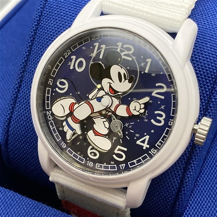 FOSSIL】Disney x Fossil ミッキーマウス アストロノートウォッチ