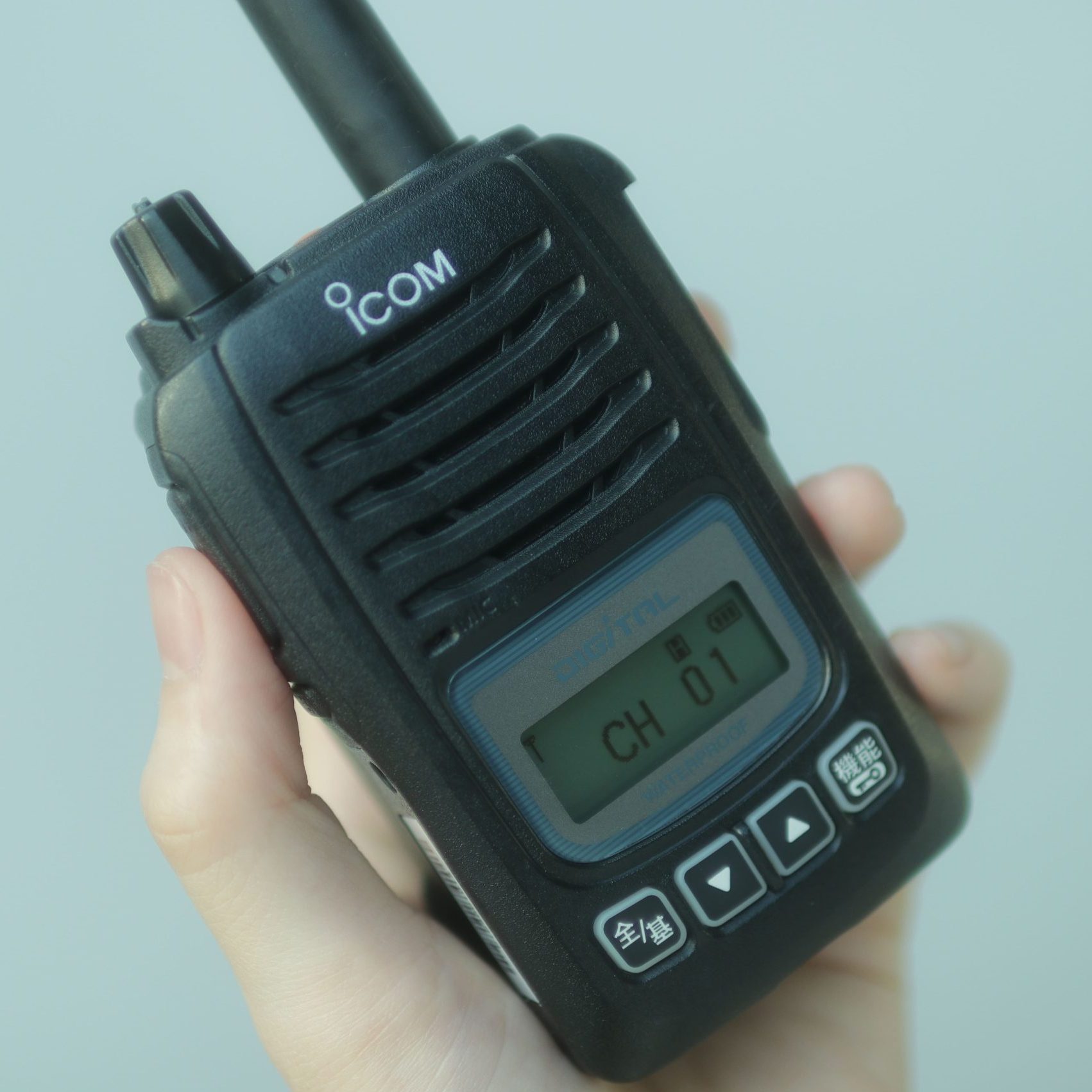 携帯型デジタル簡易無線機「icom IC-D60」のレンタル | transceiver365
