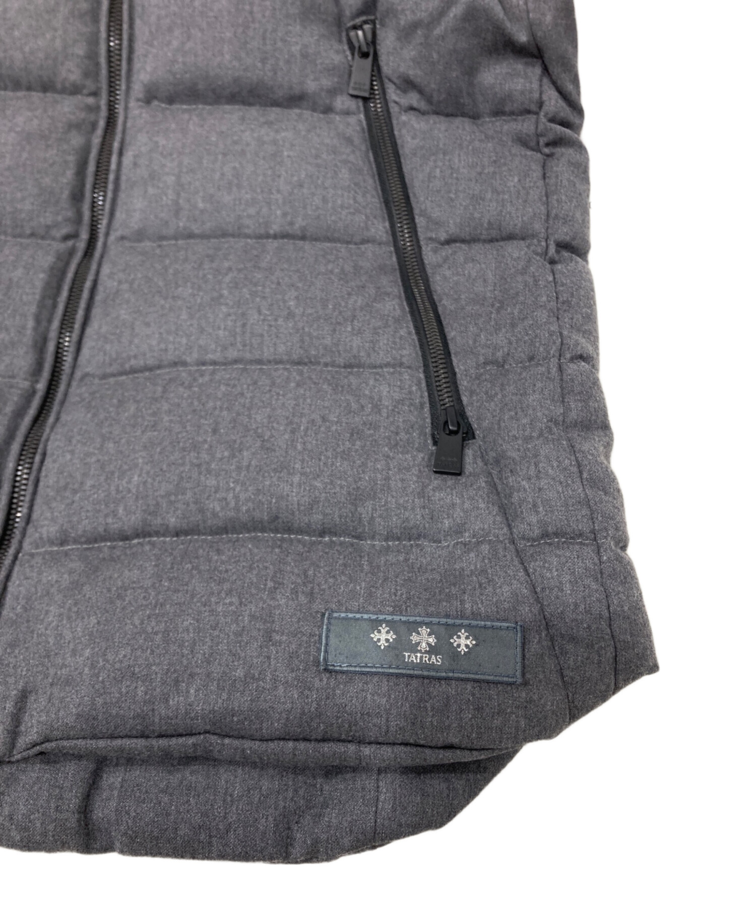 中古・古着通販】TATRAS (タトラス) SOVER ダウンベスト グレー サイズ