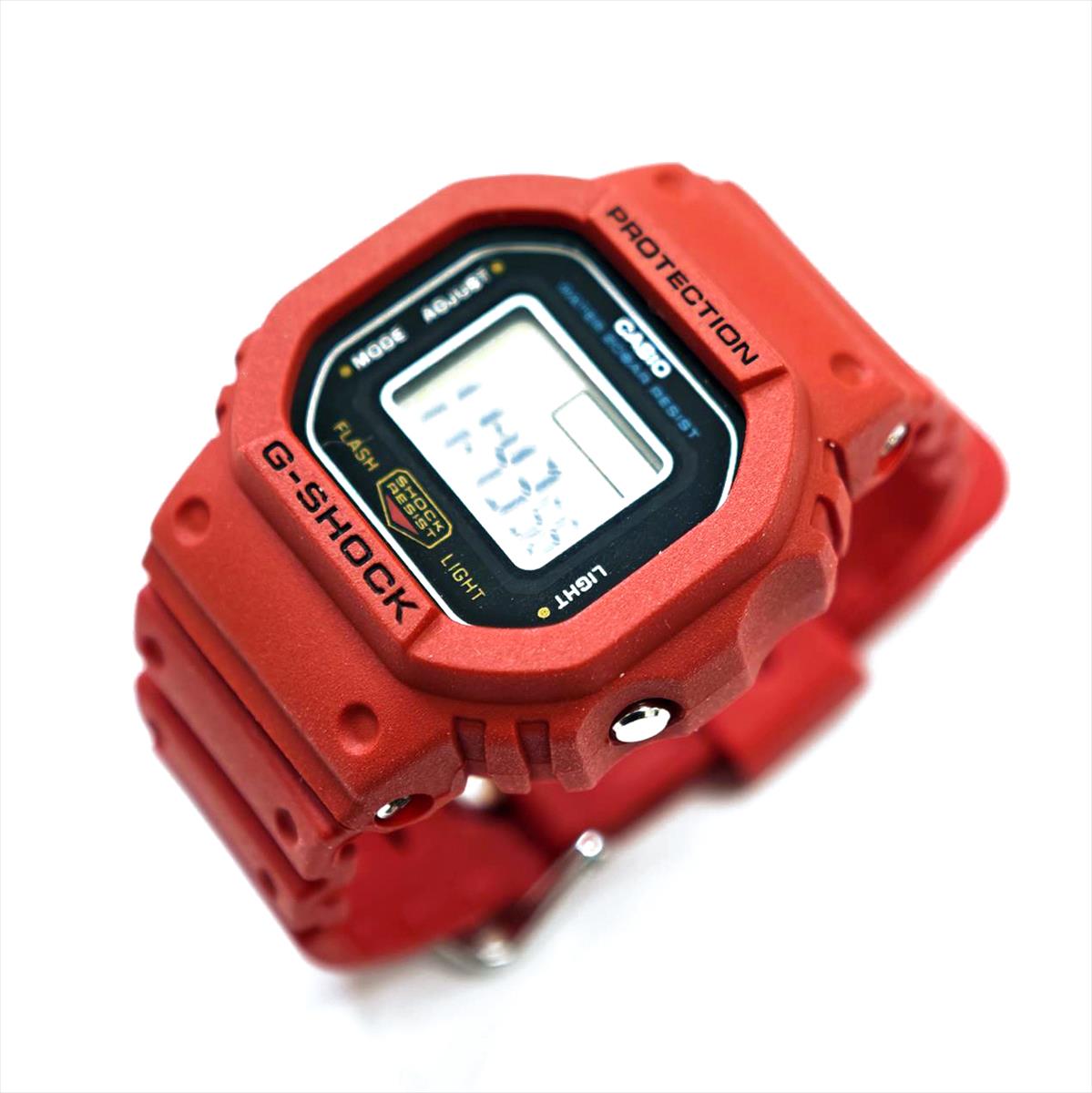 カシオ G-SHOCK nano DWN-5600-4JR 1/10サイズ ミニスクエア 20気圧