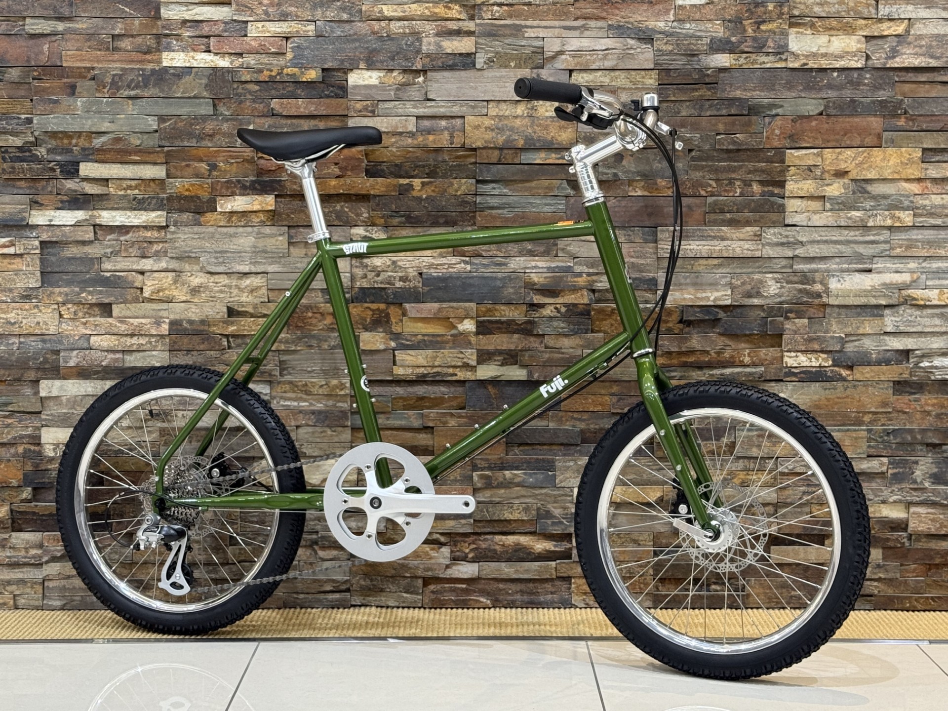 FUJI】”日常を少し遠くまで”26年モデル『 STAUT 』入荷しました