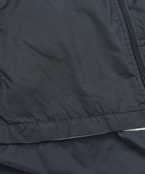 NIKE（ナイキ） ナイロンジャケット 「ヴィンテージ古着」Y2K NIKE