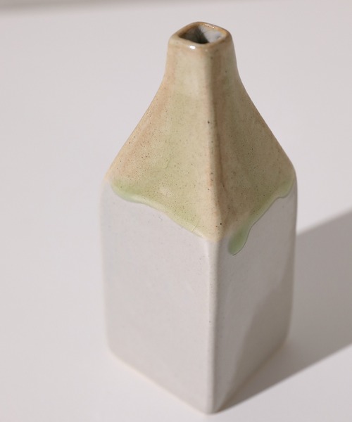 花瓶 屋根型一輪挿し 花器 フラワーベース 波佐見焼 : ZOZOTOWN Yahoo