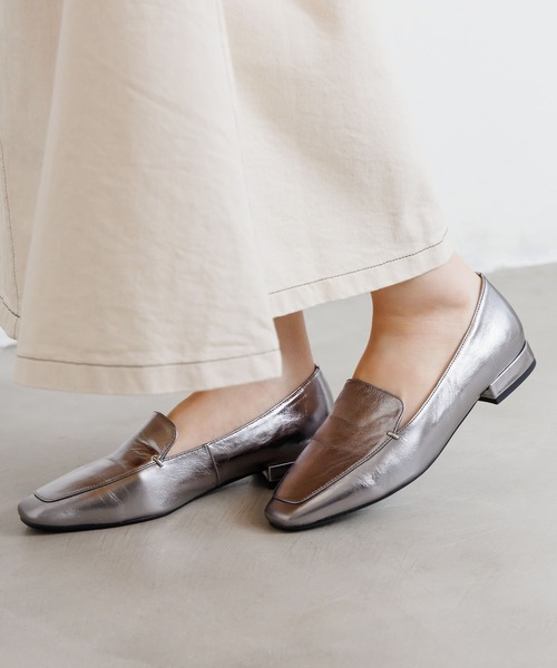 HIMIKO ローファー 「HIMIKO」「WEB限定デザイン」メタルアクセント