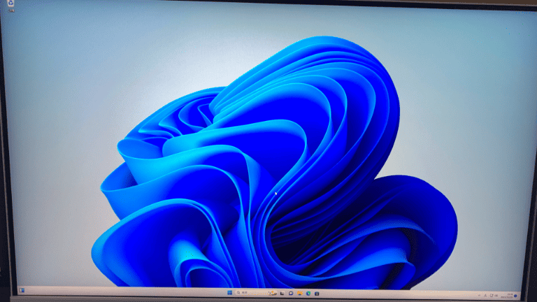 Pixio PX243レビュー】低予算で高コントラストなゲーミングモニター