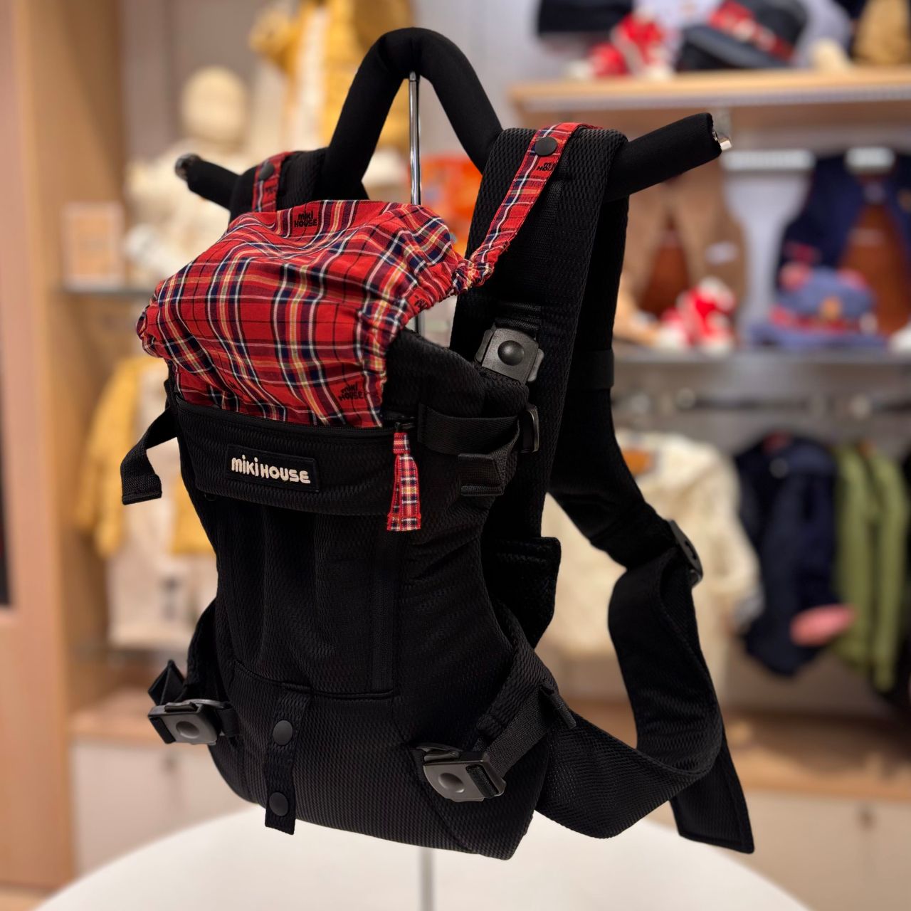 新生児から使える！【ファーストベビーキャリア】｜ミキハウス