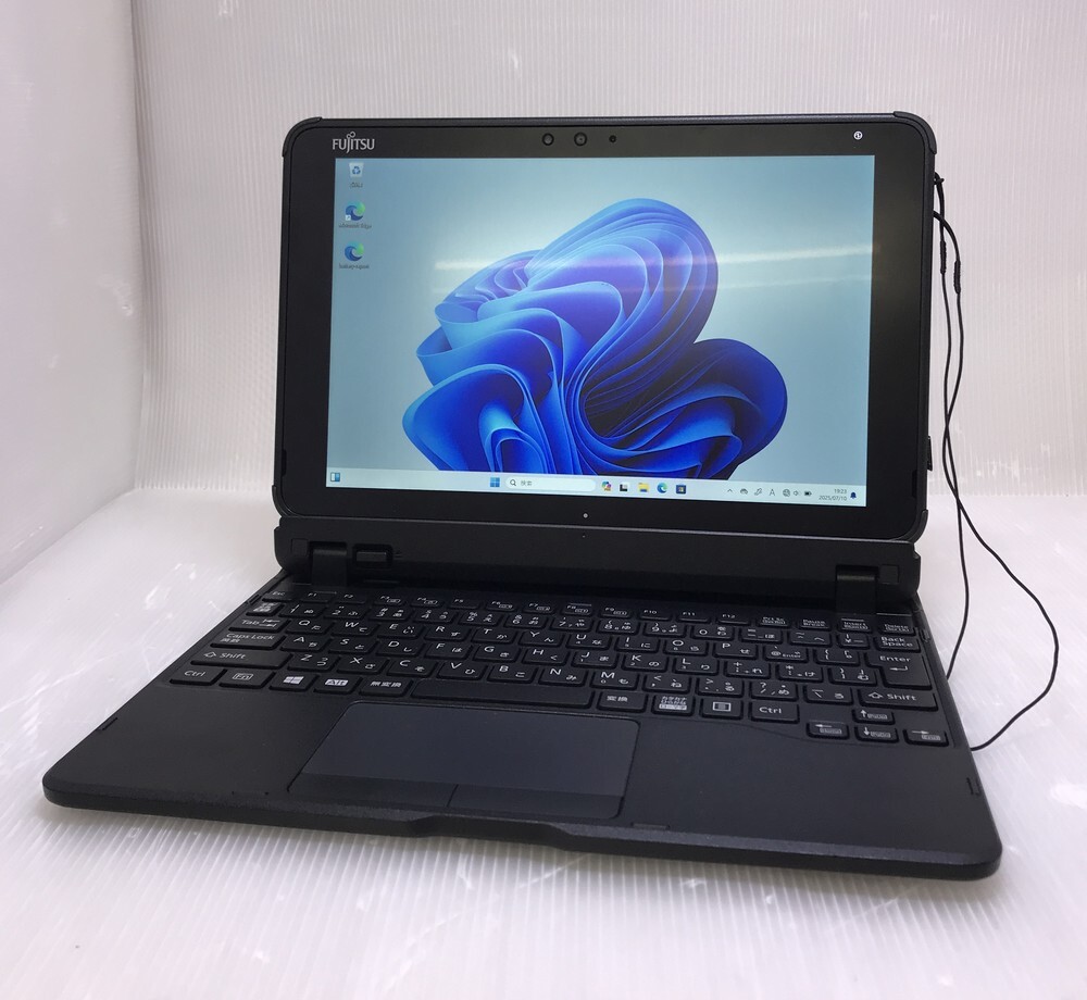 富士通 ARROWS Tab Q5011/GB (Pentium Silver N6000 1.1GHz/8GB/256GB