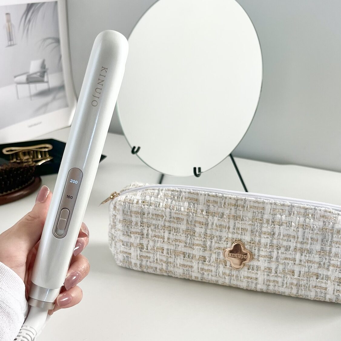 口コミ】キヌージョ（絹女）のヘアアイロンにミニが登場！海外OKミニ