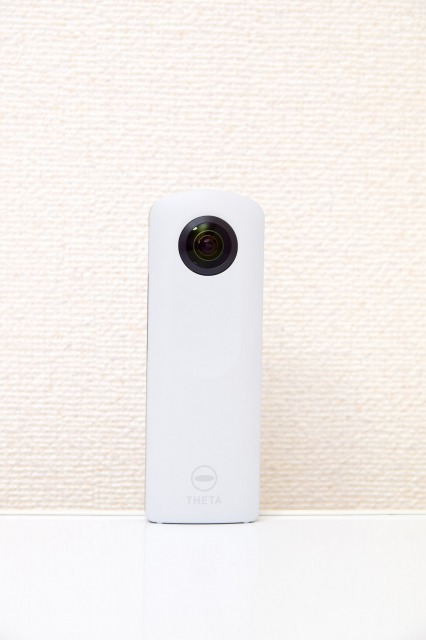 リコー全天球360度カメラ、シータSCを購入してみた！比較レビュー