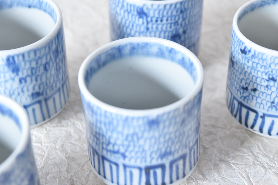 古伊万里 染付 微塵唐草 のぞき猪口 5客セット - 生活骨董と古布の