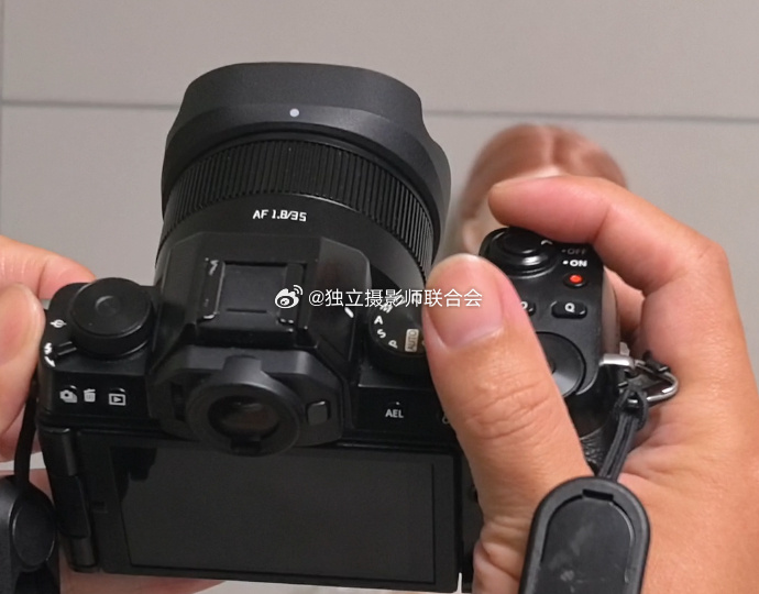 TTArtisan AF 35mm F1.8 II と思われるリーク画像と一部のスペック