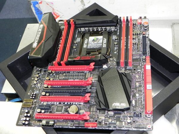 ASCII.jp：ASUS製X99搭載マザーの最高峰「RAMPAGE V EXTREME」