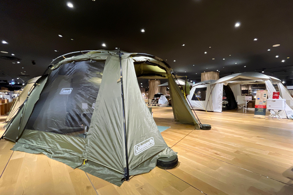 アルペン×コールマン、第3弾は2ルームテント。4～5名で広々使えるタフ